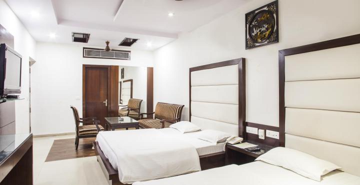 Hotel Mohan International Nowe Delhi Zewnętrze zdjęcie