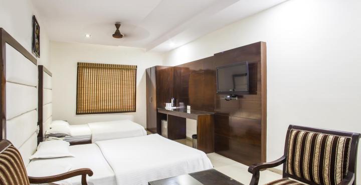 Hotel Mohan International Nowe Delhi Zewnętrze zdjęcie