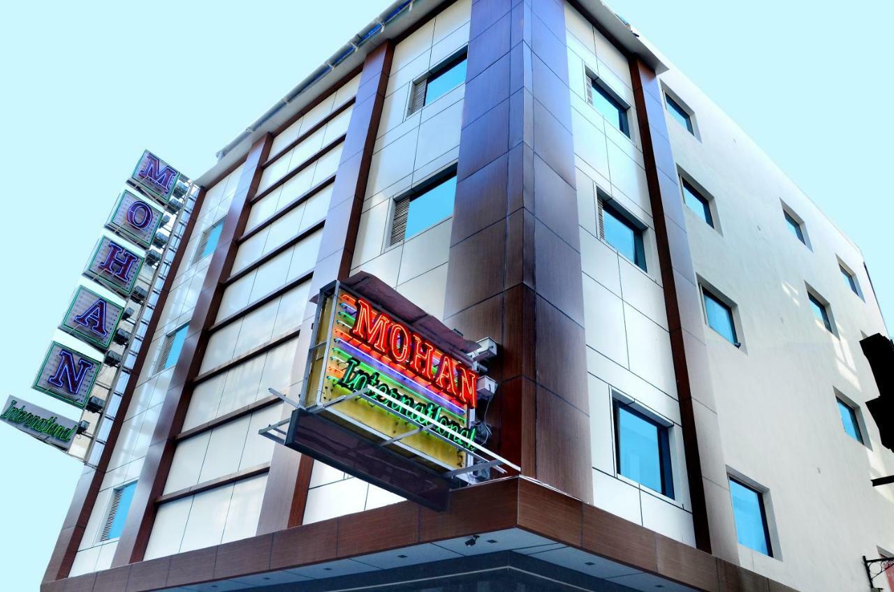 Hotel Mohan International Nowe Delhi Zewnętrze zdjęcie